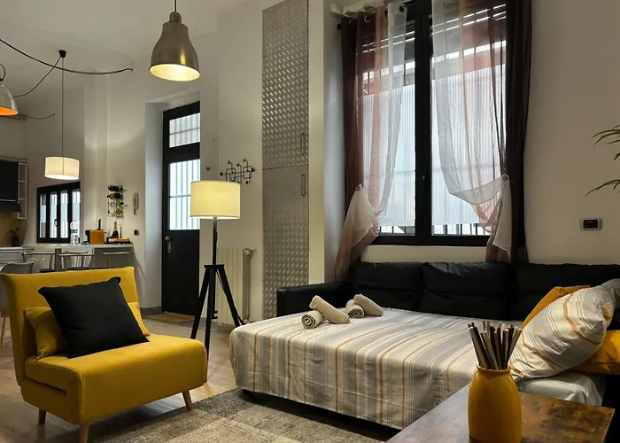 Industrial Loft In Maciacchini - Metro 50M Smartworking & Netflix