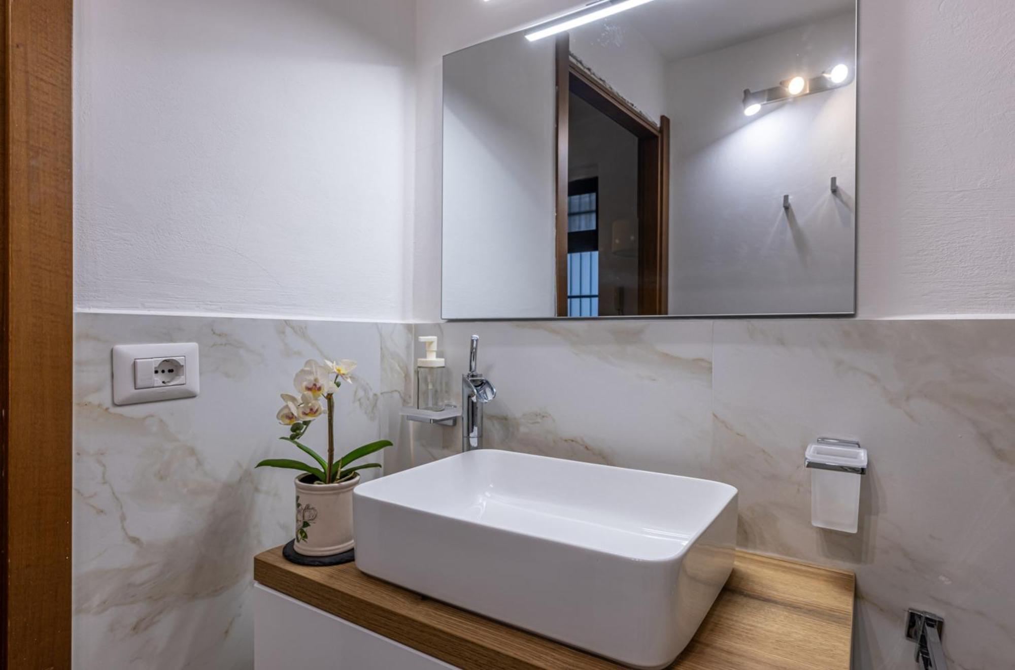 Appartement Industrial Loft In Maciacchini - Metro 50m Smartworking & Netflix *
